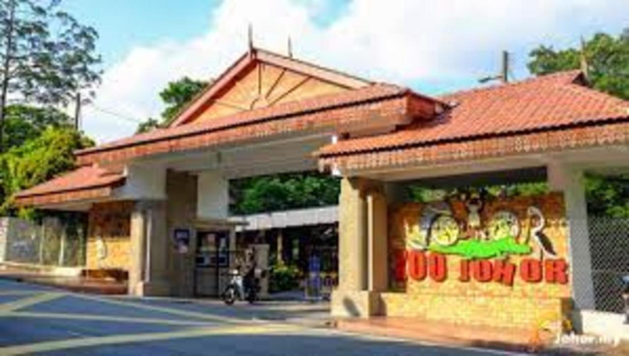 Forest City Golf Hotel Nusajaya  Exterior foto